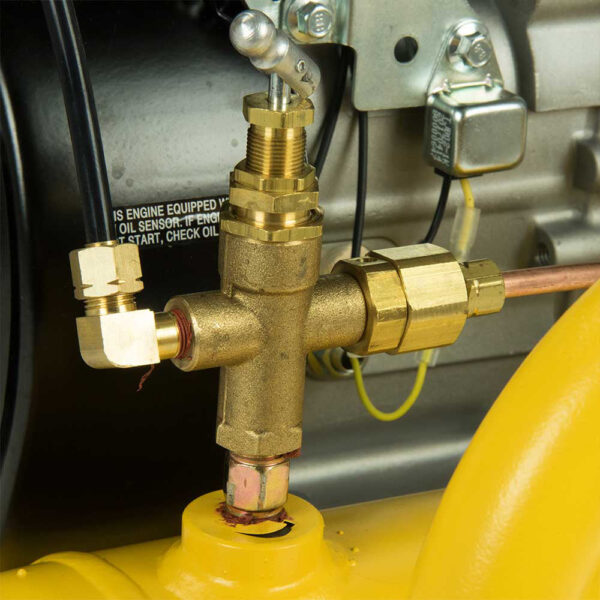DeWalt 5.5-HP Honda 4-Gallon Air Compressor(DXCMTA5590412) - Image 7