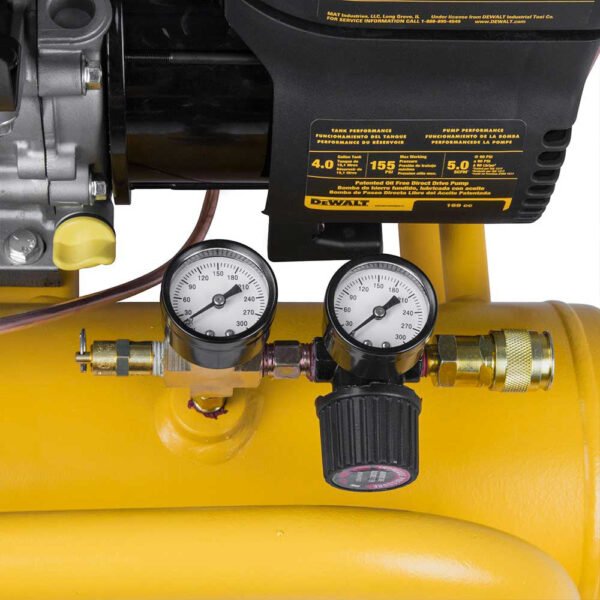 DeWalt 5.5-HP Honda 4-Gallon Air Compressor(DXCMTA5590412) - Image 2