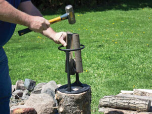 Kindling Cracker® Cast Iron Wood Splitter (BR1000)