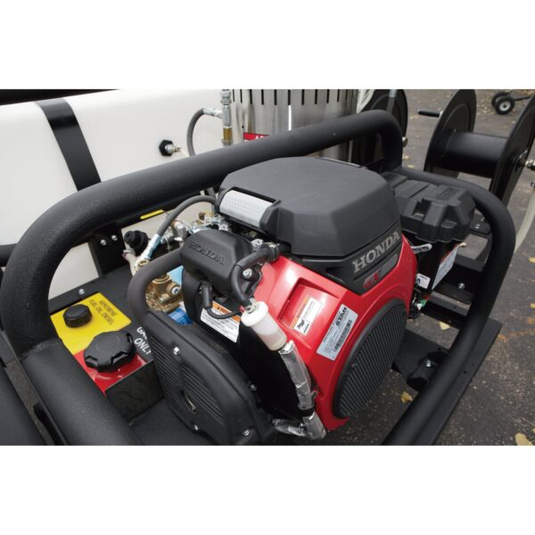 NorthStar® Trailer-Mounted Hot Water Commercial Pressure Washer, 4000 PSI, 4.0 GPM, Honda Engine, 200-Gal (157595) - Image 7