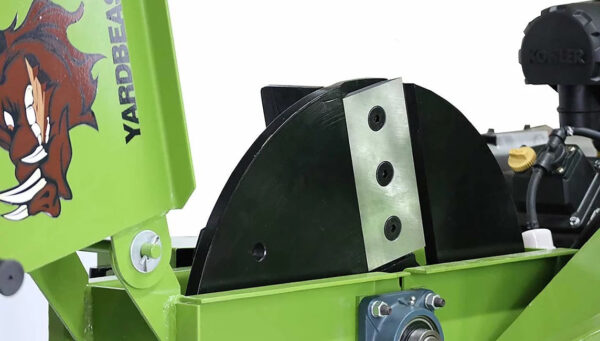 YardBeast (6525CRX) V-Twin 750cc 23HP 6.5" Commercial Wood Chipper, The King (6525CRX) - Image 4