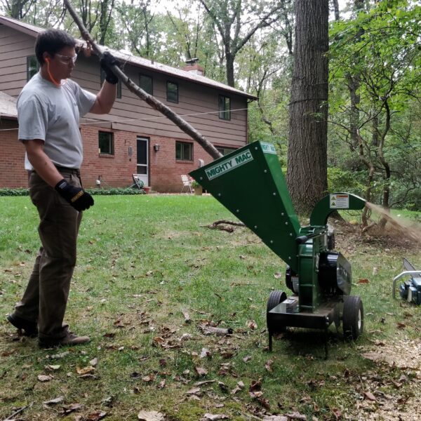 Mighty Mac™ Wood Chipper 3-3/4” Max Capacity - 7HP Briggs (WC375) - Image 7