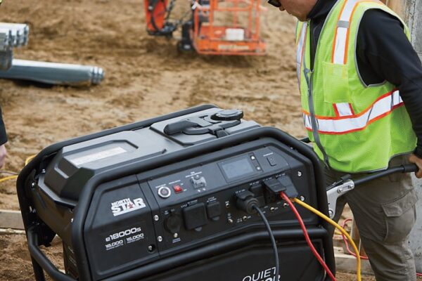 NorthStar® Commercial Grade Generator 15000 Surge Watts, 13500 Rated Watts, Electric Start Honda GX690 (1654406) - Image 7