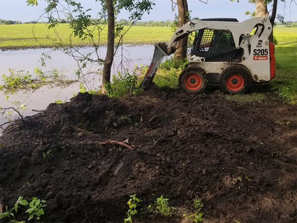 TM Spade Blade Skid Steer Attachment - Image 6