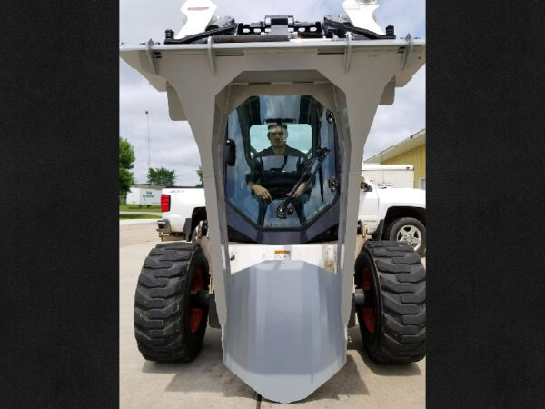 TM Spade Blade Skid Steer Attachment - Image 3